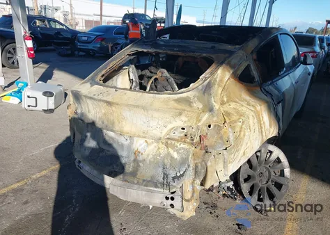 2020 Tesla Model Y Long Range Dual Motor All-Wheel Drive from USA, damaged, VIN 5YJYGDEEXLF008624